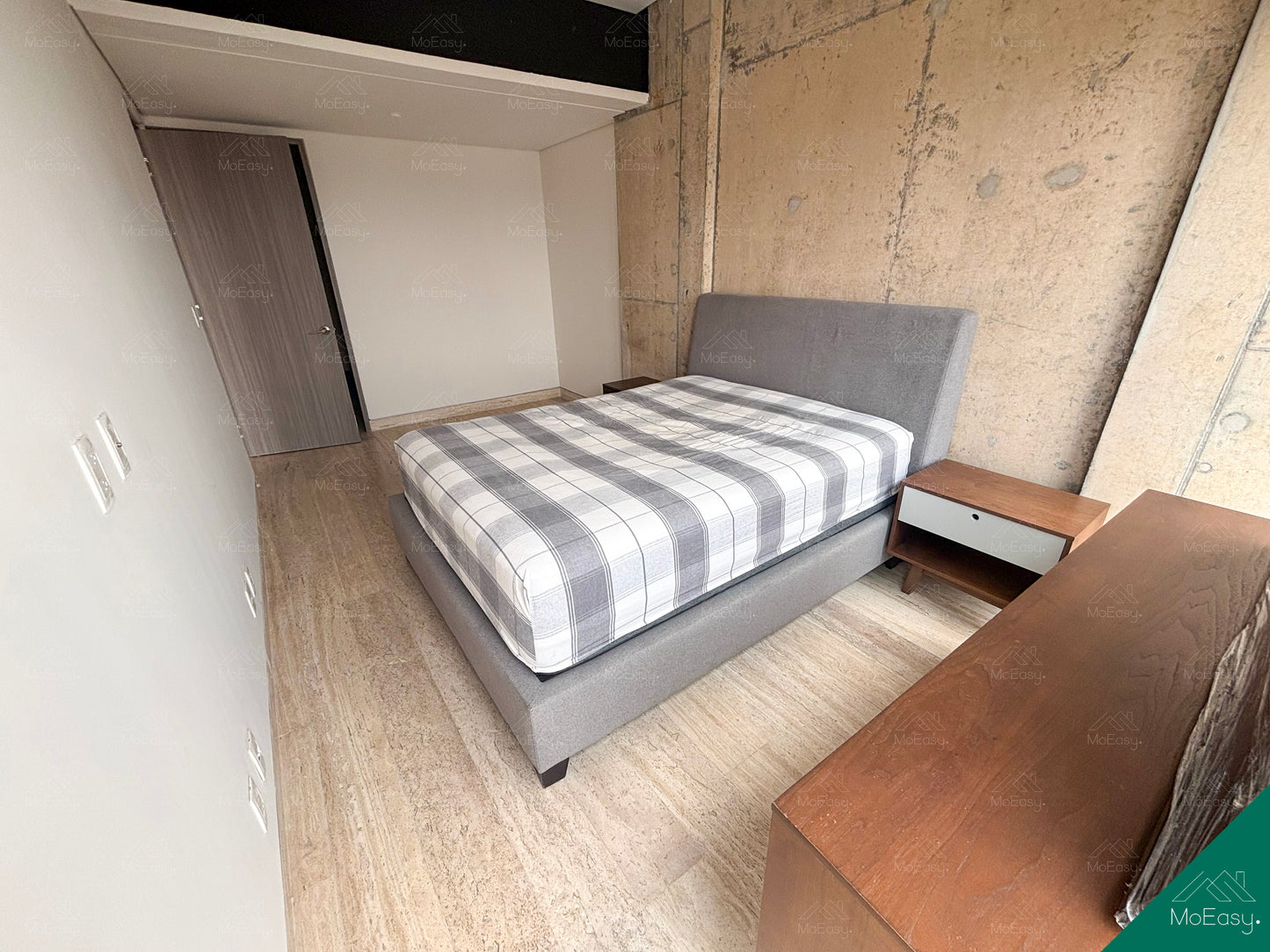 DEPARTAMENTO EN VENTA – TORRE DISTUM